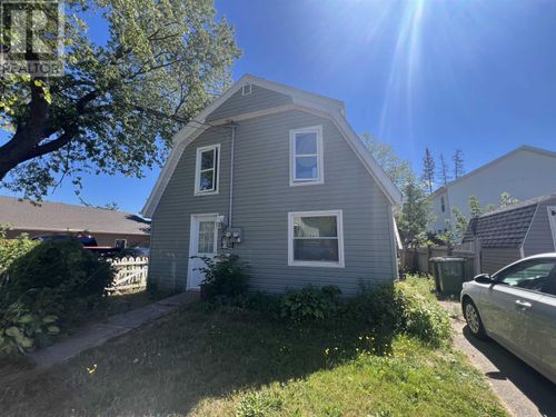 2 Eden St, Charlottetown, PE, C1A2S1 | Card Image
