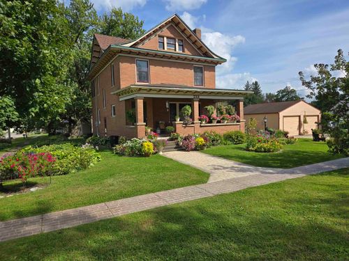 213 Willard St, Lime Springs, IA, 52155-8002 | Card Image