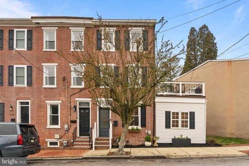 214 N Franklin St, WEST CHESTER, PA, 19380-2764 | Card Image