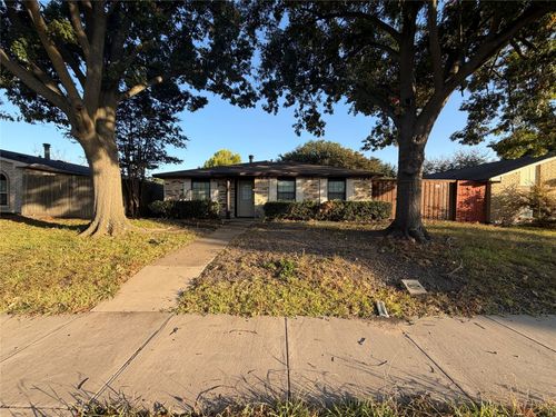 9101 Willowbrook Dr, Rowlett, TX, 75088-4617 | Card Image