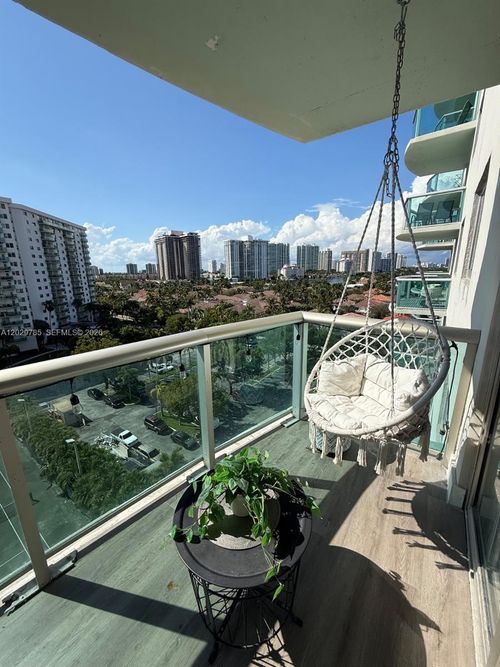 912-19370 Collins Ave, Sunny Isles Beach, FL, 33160-2240 | Card Image