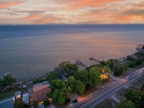 13947 Fl-20, Niceville, FL, 32578 | Card Image