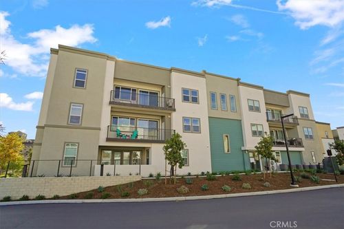 205-27410 Merlin Pl, Valencia, CA, 91381-2147 | Card Image