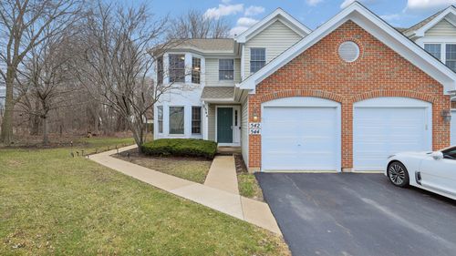 544-544 Bradbury Ln, Geneva, IL, 60134-3644 | Card Image