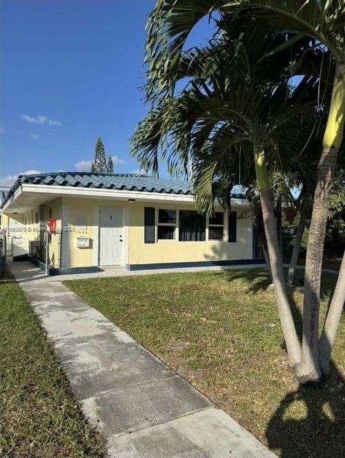 apt-3-1945 Ne 171st St, North Miami Beach, FL, 33162-3182 | Card Image