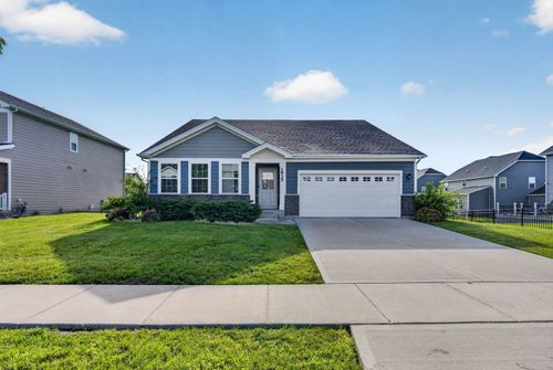 1935 Moran Dr, Shorewood, IL, 60404-1252 | Card Image