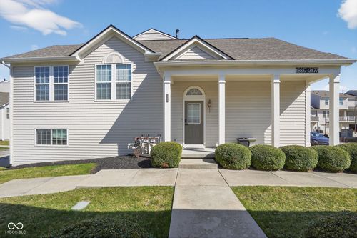 13857 Willesden Cir, Fishers, IN, 46037-6268 | Card Image