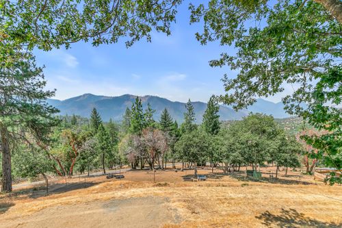 9531 Sterling Creek Rd, Jacksonville, OR, 97530-8908 | Card Image