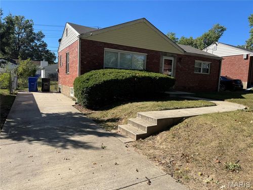 8034 Appleton Dr, Saint Louis, MO, 63130-1233 | Card Image