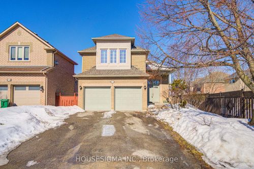 73 Brinkley Dr, Brampton, ON, L7A1G3 | Card Image