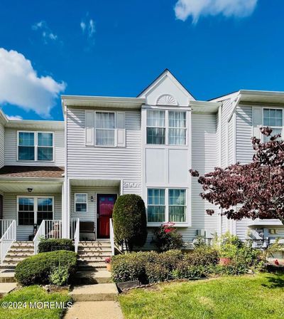 2907 Smoke House Court, House other with 3 bedrooms, 1 bathrooms and null parking in Freehold NJ | Image 1