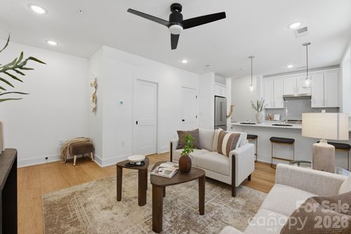 6-201 Grandin Road, Charlotte, NC, 28208 | Card Image