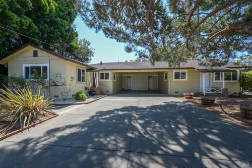 1644 Jennings Ave, Santa Rosa, CA, 95401-4500 | Card Image