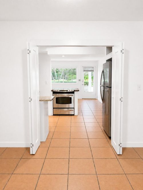 3-3115 Park Ave, Riviera Beach, FL, 33404-3800 | Card Image