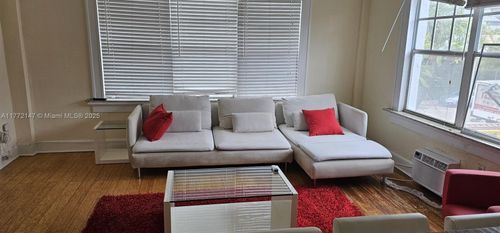 apt-10-1611 Michigan Ave, Miami Beach, FL, 33139-2526 | Card Image
