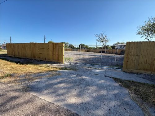 2928 Sunrise Ave, Corpus Christi, TX, 78405 | Card Image