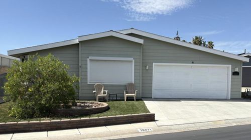 39071 Cudy Cir, Palm Desert, CA, 92260-1402 | Card Image