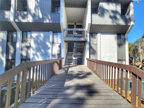 2830 14th Dr, GAINESVILLE, FL, 32608-2058 | Card Image