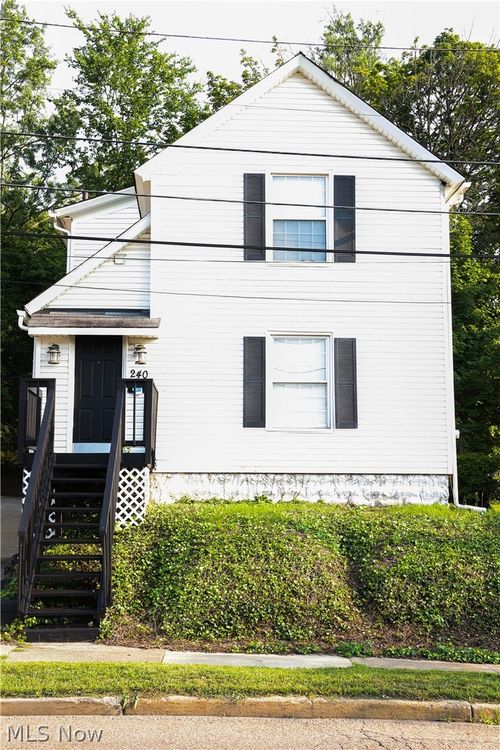 240 E Miller Avenue, Akron, OH, 44301 | Card Image