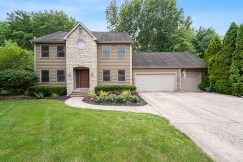 175 Academy Woods Dr, Gahanna, OH, 43230-2191 | Card Image