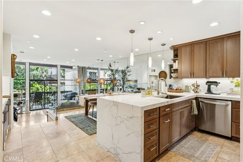 8212 Marina Pacifica Dr N, Long Beach, CA, 90803-3882 | Card Image