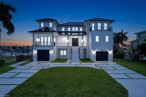 18563 Cutlass Dr, Fort Myers Beach, FL, 33931 | Card Image