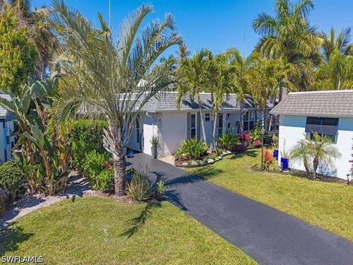 a54-23 Knights Bridge Rd, NAPLES, FL, 34112-0641 | Card Image