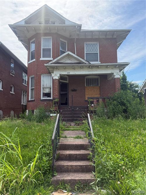 720 N 24th St, East Saint Louis, IL, 62205-2414 | Card Image
