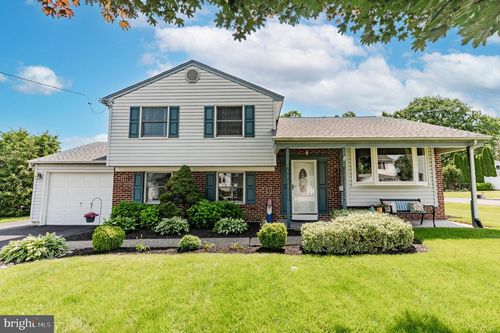 1227 Lynda Ln, WARMINSTER, PA, 18974-1948 | Card Image