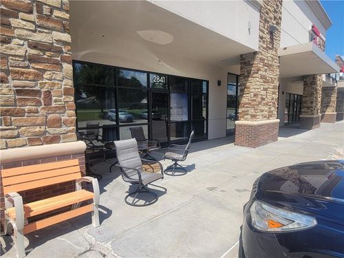 2841 Se Croco Rd, Topeka, KS, 66605-1810 | Card Image