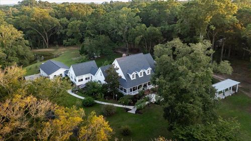 6949 Maybank Hwy, Wadmalaw Island, SC, 29487-7055 | Card Image