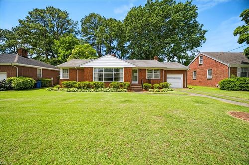 210 Porter Rd, Portsmouth, VA, 23707-1026 | Card Image