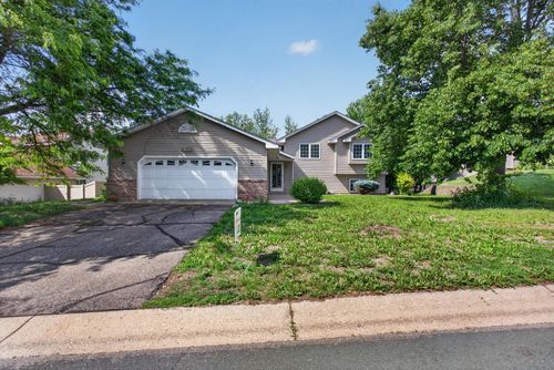 3884 Cross St Sw, Prior Lake, MN, 55372-2386 | Card Image
