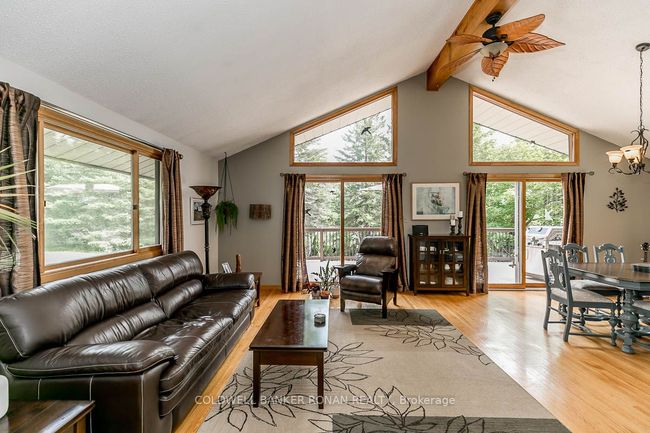 2360 Concession Rd 5, House other with 3 bedrooms, 2 bathrooms and 6 parking in Loretto ON | Image 6