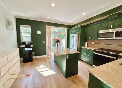 75-2469 164 St, Surrey, BC, V3Z3T4 | Card Image