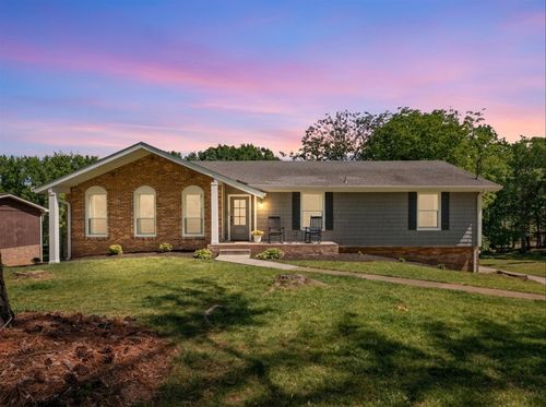 613 Oakwood Ter, Mount Juliet, TN, 37122-2107 | Card Image