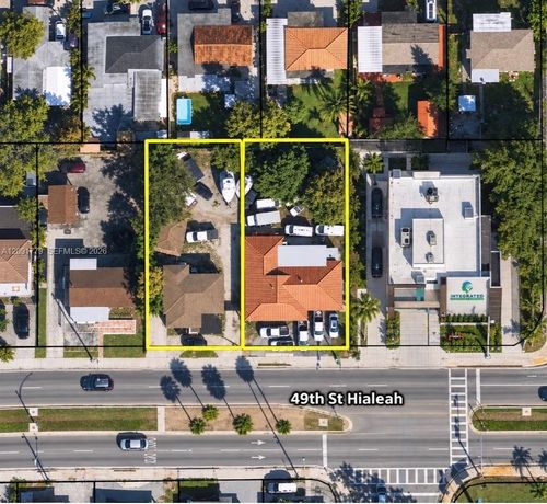 275 E 49th St, Hialeah, FL, 33013-1854 | Card Image