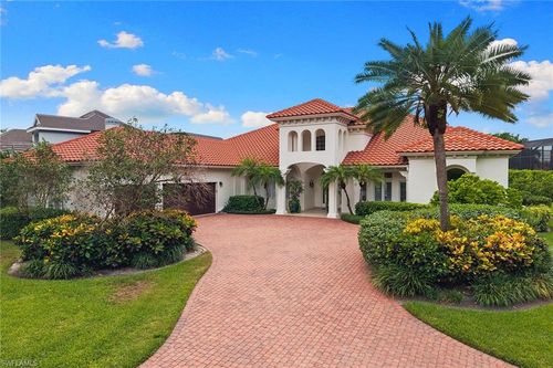 709 Jamestown Ln, NAPLES, FL, 34108-7568 | Card Image
