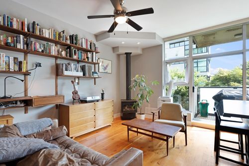 213-8988 Hudson St, Vancouver, BC, V6P6Z1 | Card Image