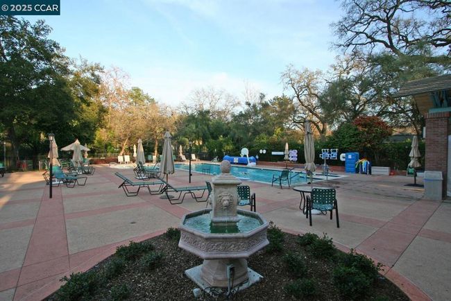 APT-2 - 1129 Leisure Ln, Condo with 2 bedrooms, 1 bathrooms and 1 parking in Walnut Creek CA | Image 53