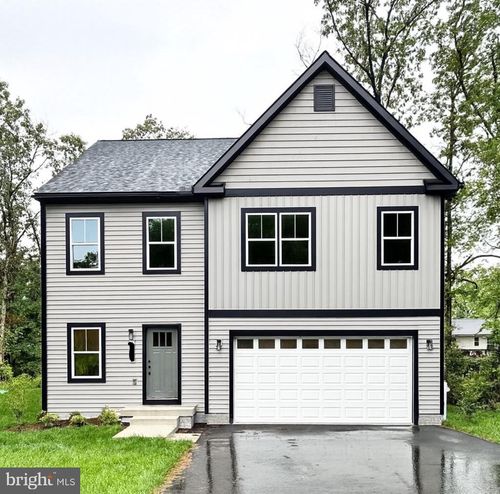 715 207th St, PASADENA, MD, 21122-1603 | Card Image