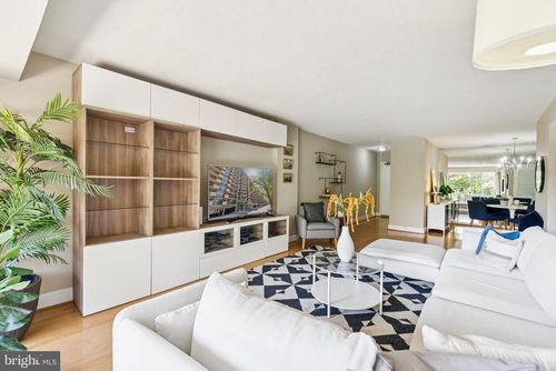 apt-514-1300 Army Navy Dr, ARLINGTON, VA, 22202-2007 | Card Image