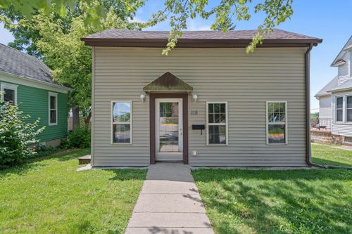 118 N 2nd St, Delavan, WI, 53115-1102 | Card Image
