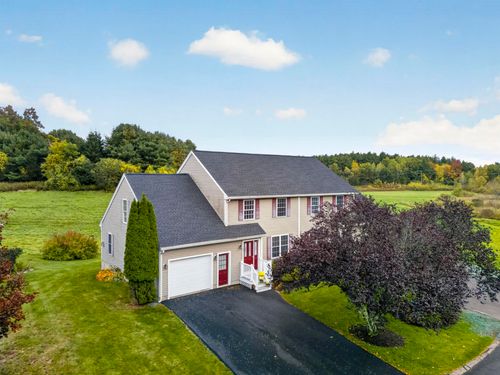 24 Morrison Ln, Dover, NH, 03820-3654 | Card Image