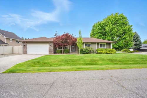 536 E Cloverleaf Dr, Hayden, ID, 83835-8226 | Card Image