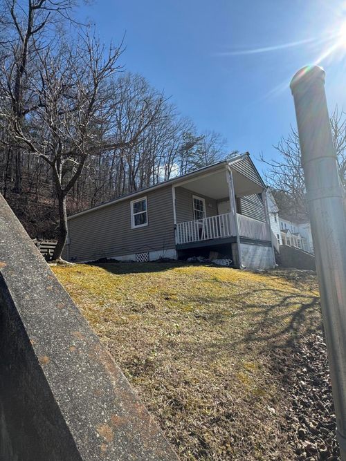 502 Last Resort Court, Cumberland, KY, 40823 | Card Image
