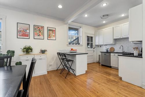 1w-1418 W Rosemont Ave, Chicago, IL, 60660-1320 | Card Image