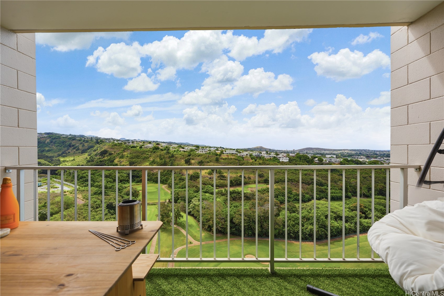 Residential in Aiea 3