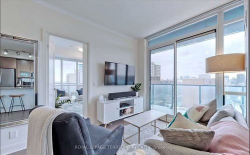 1502-825 Church St, Toronto, ON, M4W3Z4 | Card Image