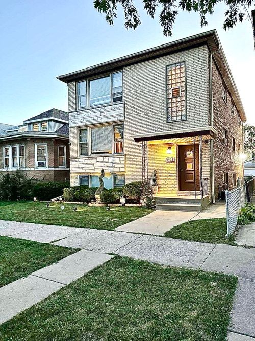 2724 N 73rd Ave, Elmwood Park, IL, 60707-1598 | Card Image